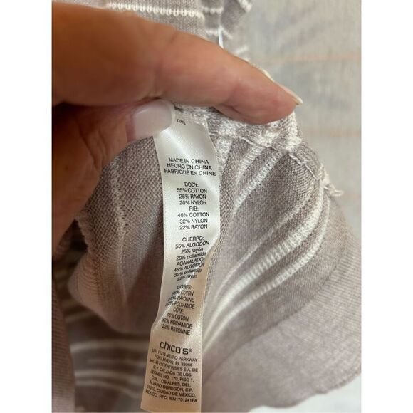 Chico’s Women’s Sweater Striped V-Neck Pullover Size 3 (XL/XXL) Gray Neutral New - Picture 10 of 12